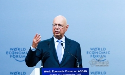 Chủ tịch WEF: Phải nỗ lực để nắm bắt những cơ hội lớn mà cách mạng công nghệ 4.0 đem lại